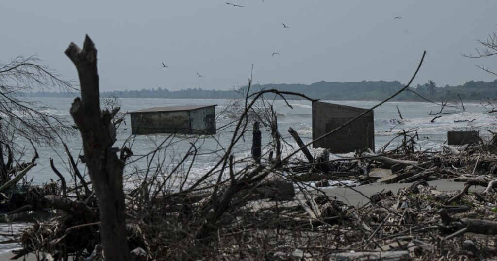 Rising sea levels mean "bad luck" for coastal communities